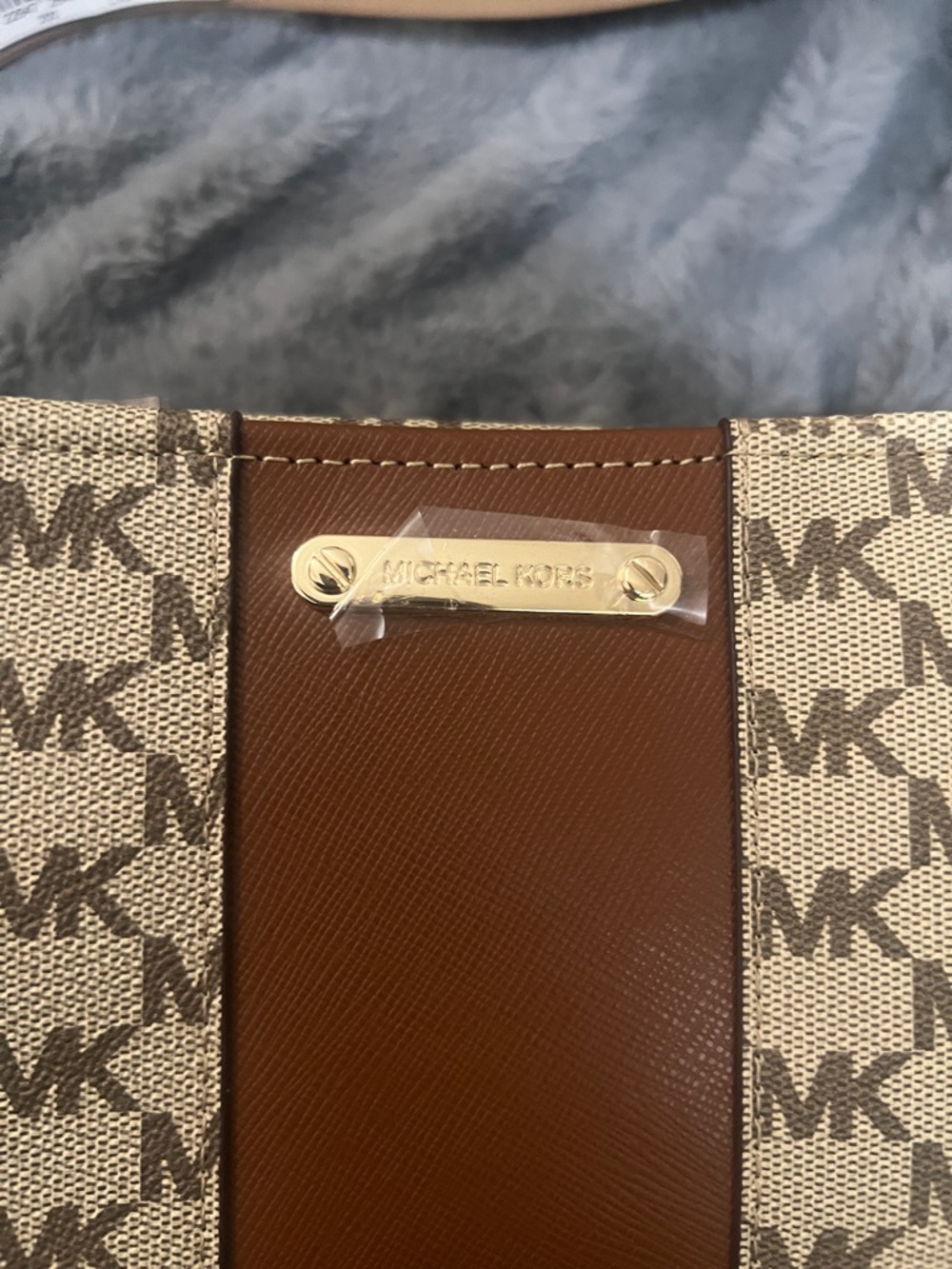 Michael Kors Beige Brown MK Logo Crossbody Belt Bag - Picture 2 of 6
